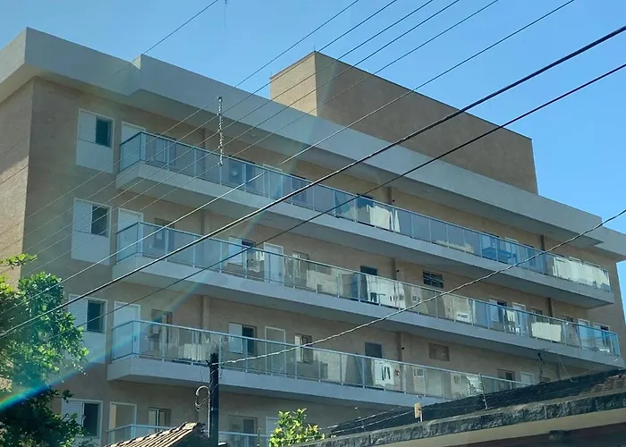 Apartamento - Condomínio Jardins dos Pescadores - Praia do Perequê-Açu